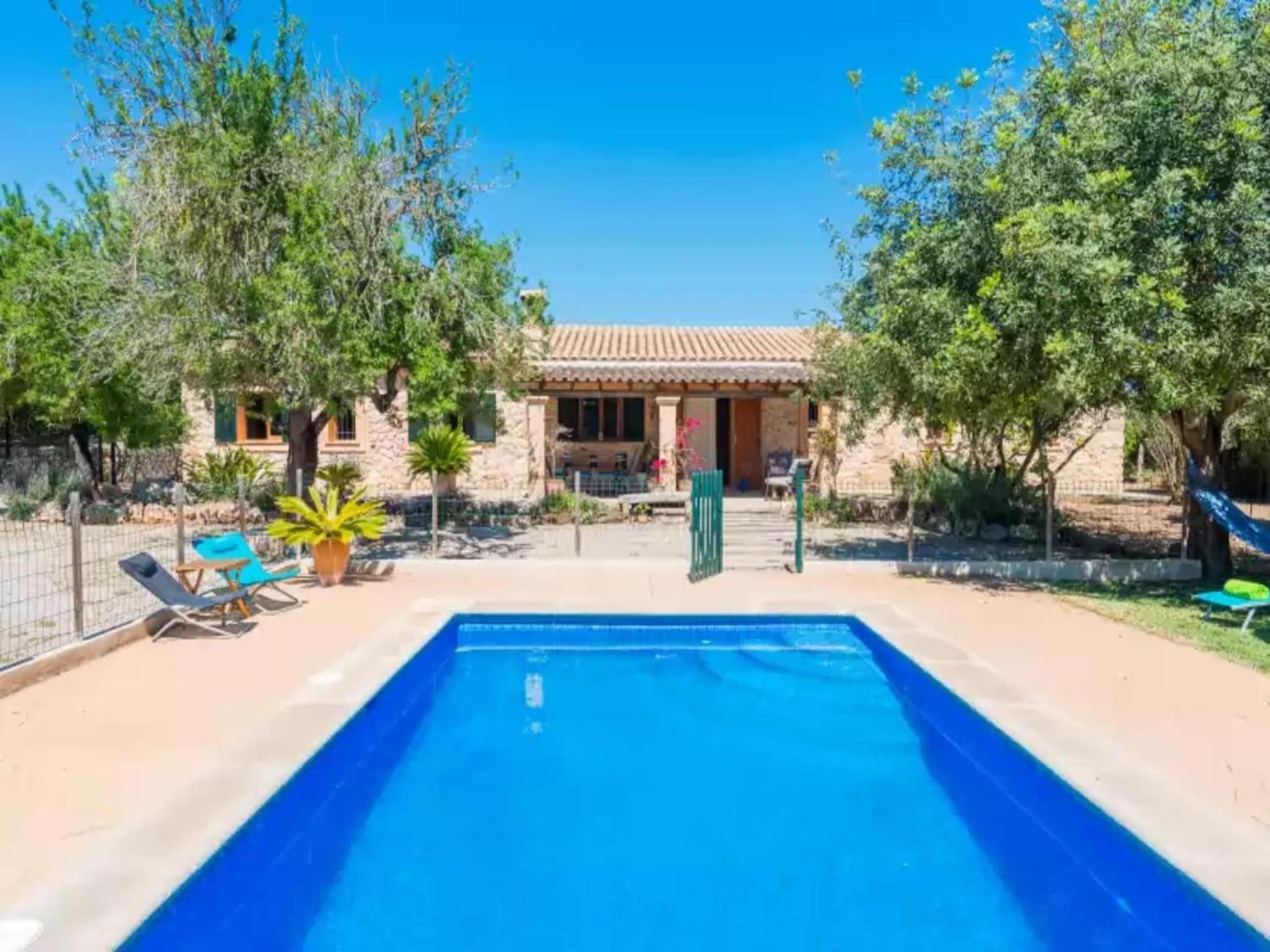Villa With Private Pool In Inca Llubí
