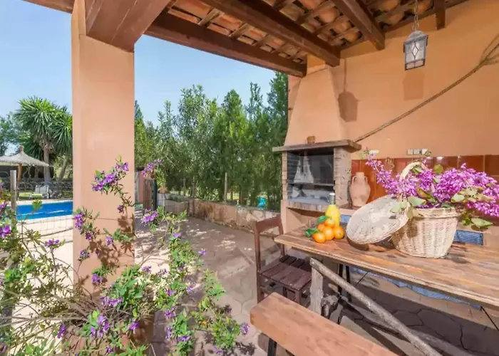 Villa With Private Pool In Inca