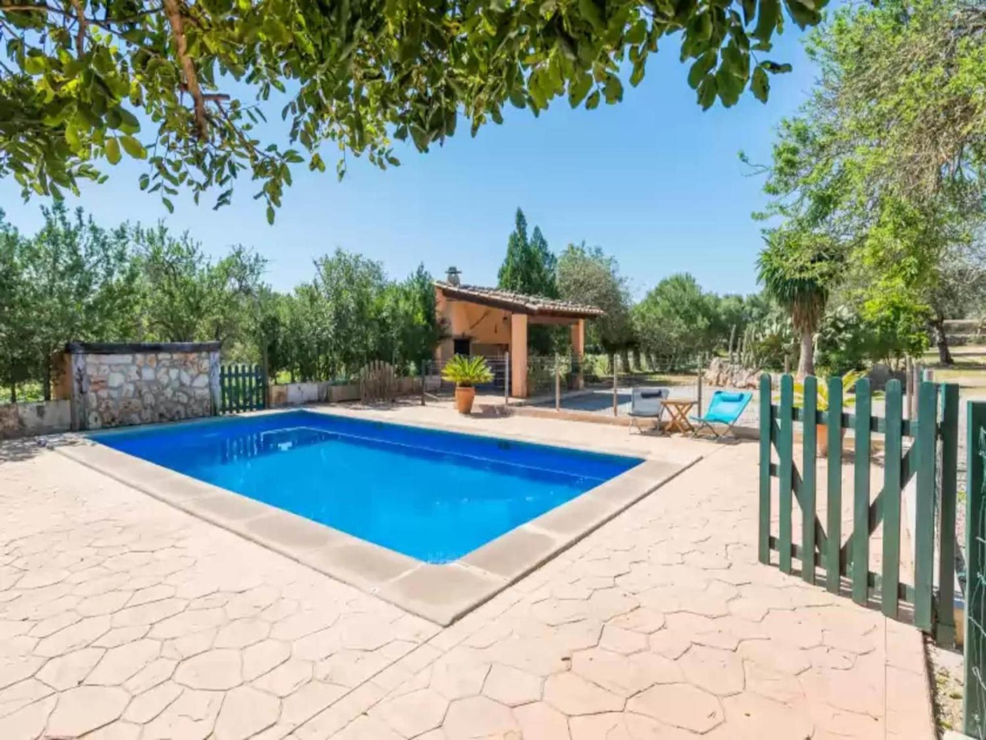 With Private Pool In Inca